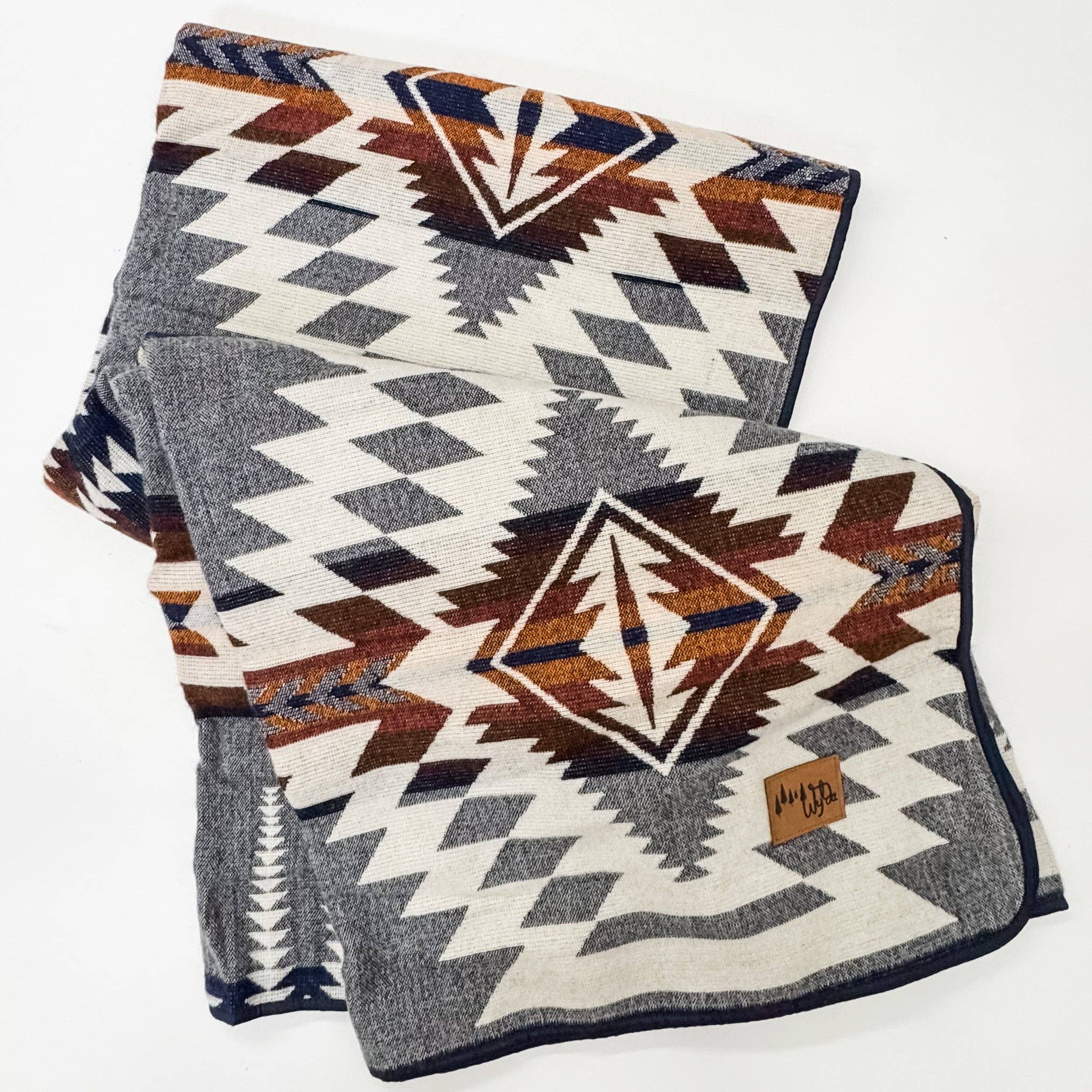 Wylde Brigade - Wholesale Throw Blanket - Mica Aztec Reversible Blanket0