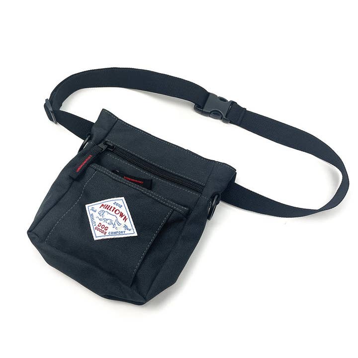 Étui à friandises à 2 voies, noir pour la vente par Milltown Brand