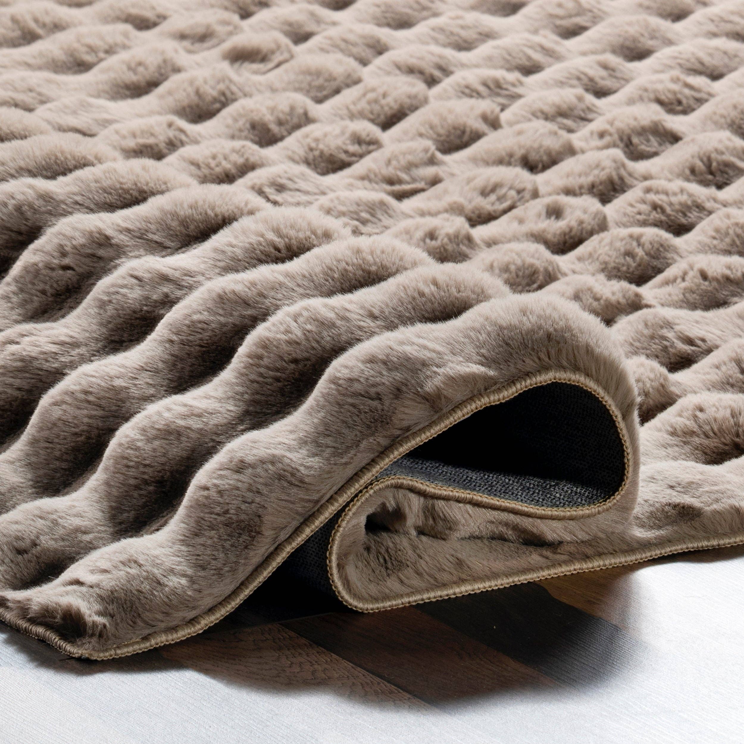 nuLOOM - Wholesale Area Rug - Jeni Solid Faux Rabbit Machine Washable Area Rug22