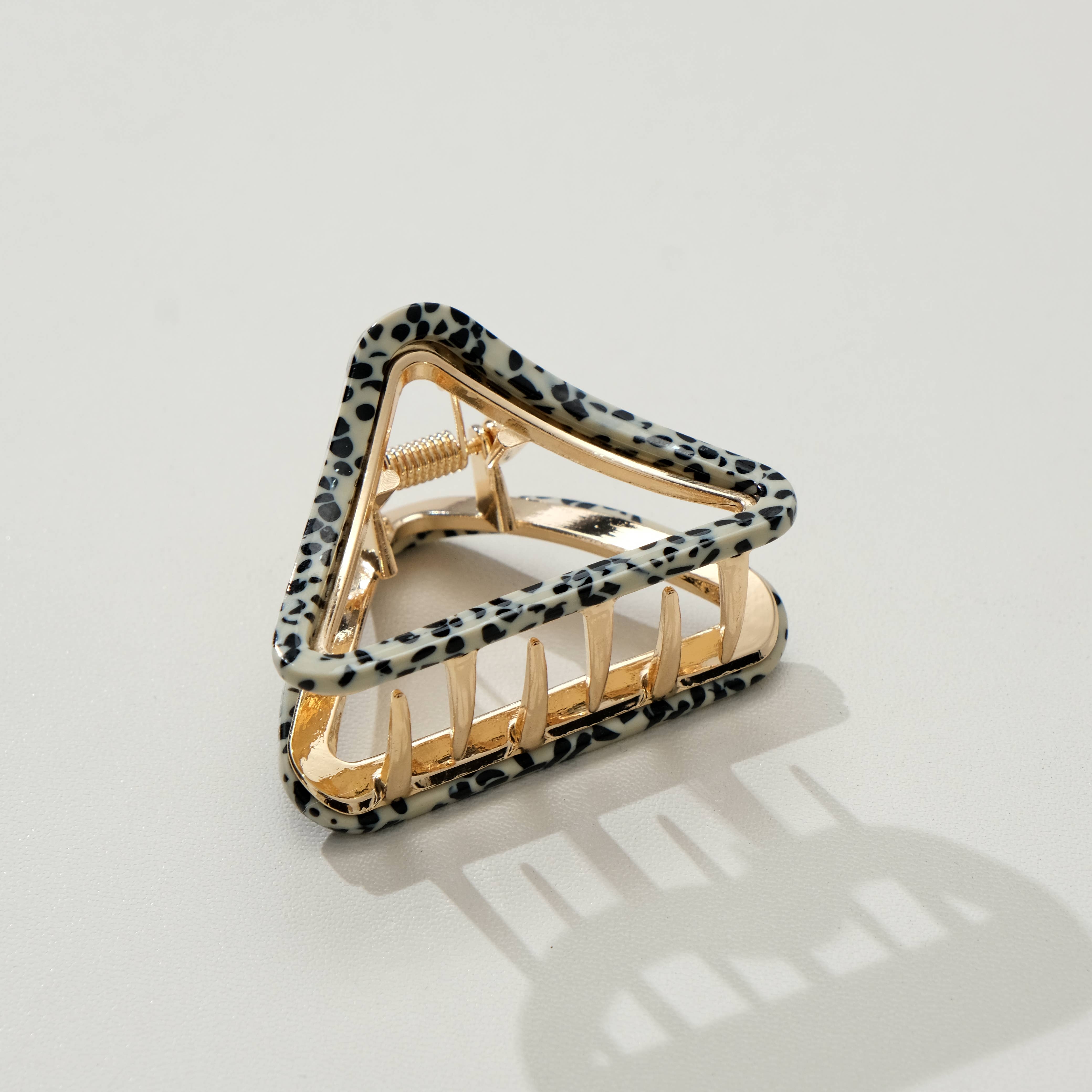 Assorted Amelie Core Classic Triangle Metal Claw Clip - Small for wholesale on Faire1