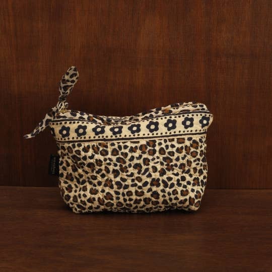 Love Explorers – Großhandel Schmink-/Kosmetiktasche – Make-up-Tasche - beige Leopard1