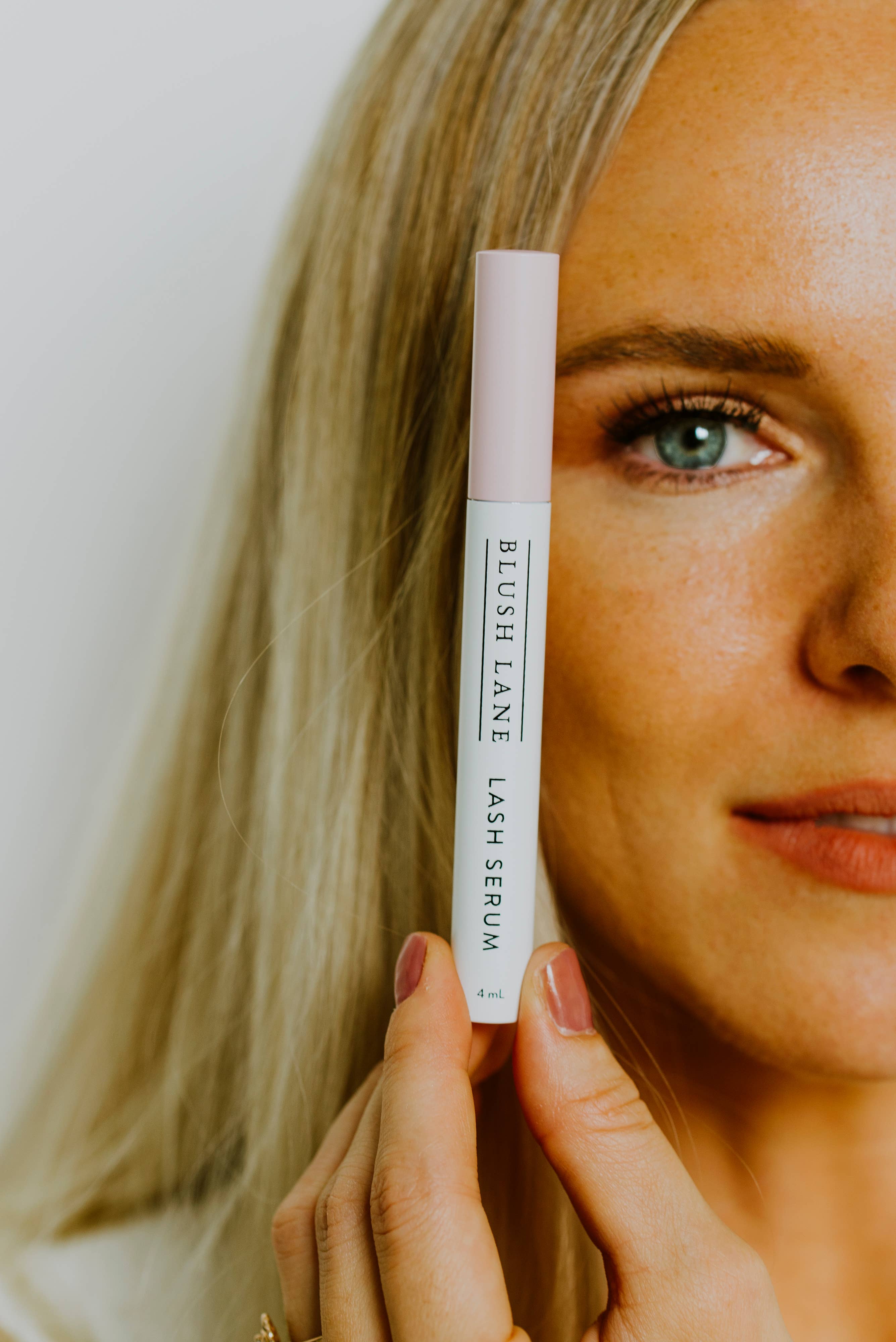 Blush Lane - Venta al por mayor Sérums para pestañas/cejas - SUERO DE CRECIMIENTO DE PESTAÑAS de Blush Lane3