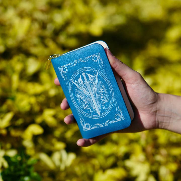 Portafoglio The Dragon Sword Chronicles per la vendita all'ingrosso da parte di Well Read Company