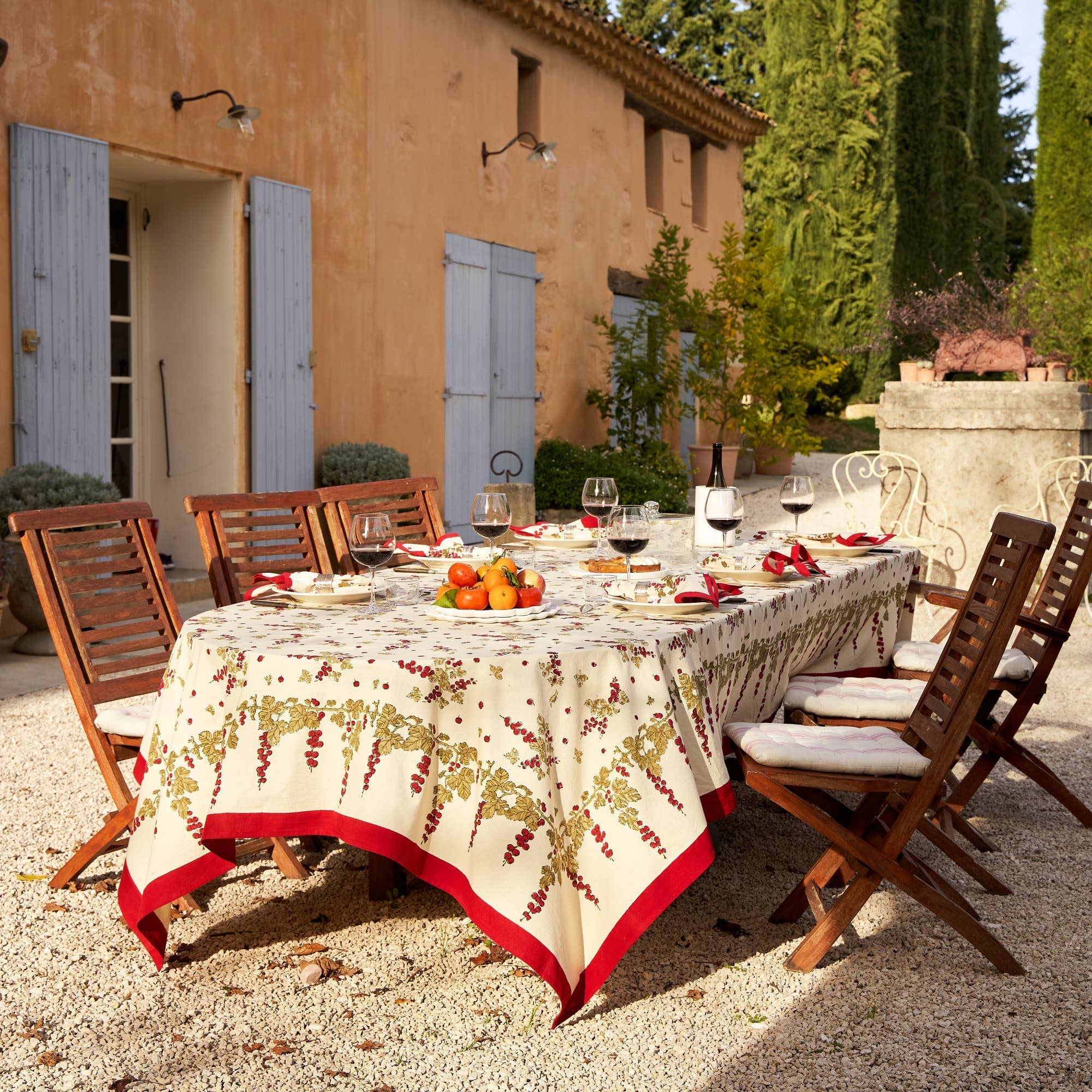 Caravan Home - Wholesale Tablecloth - Gooseberry Red & Green | French Tablecloths7