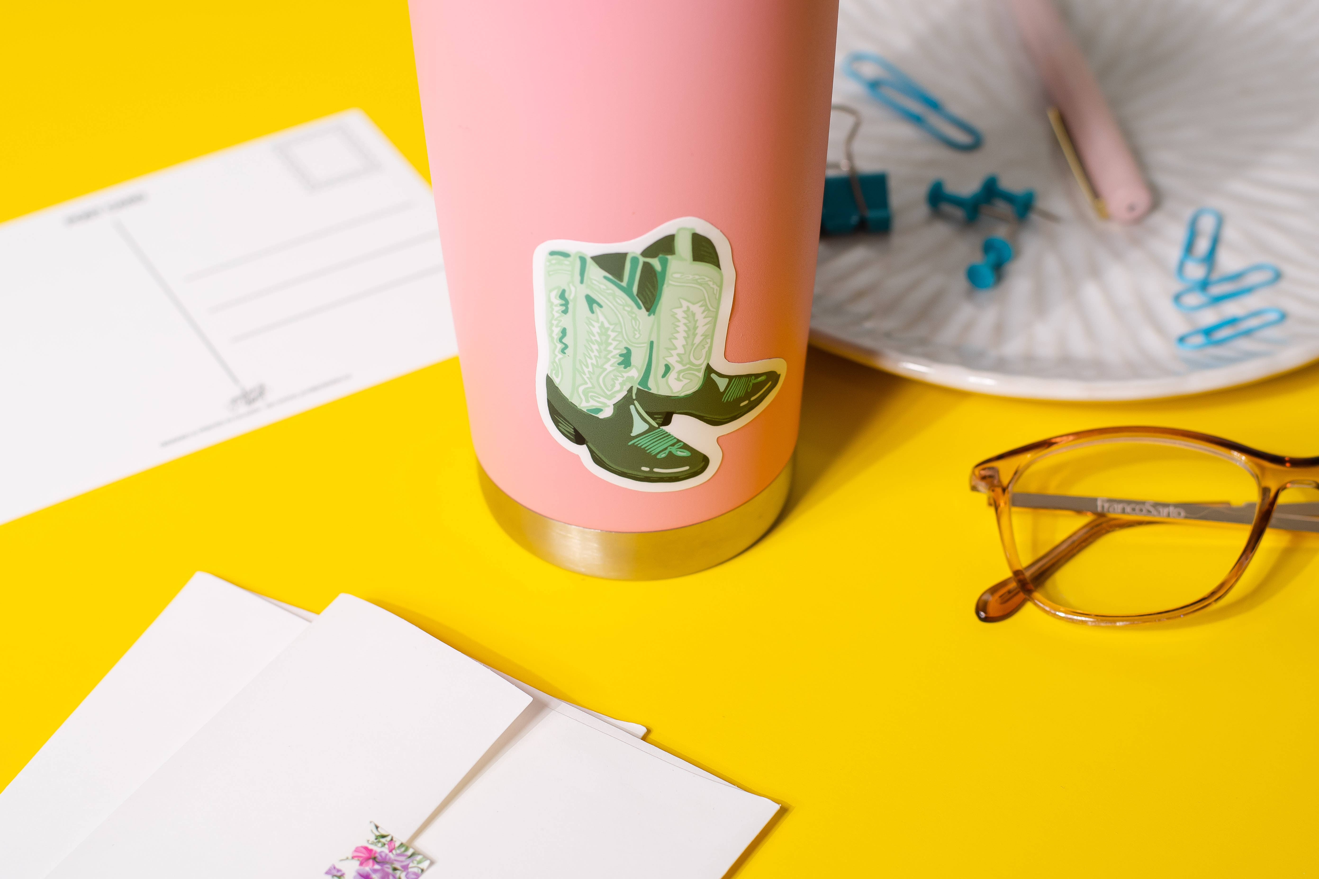 Jaybee Design - Vendita all'ingrosso Adesivo - Adesivo in vinile opaco con stivali da cowboy verdi1