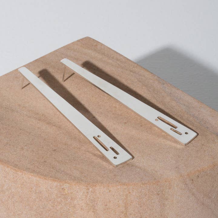 REA - Öppen Båge Statement-Örhängen - Sterlingsilver för wholesale av MULXIPLY