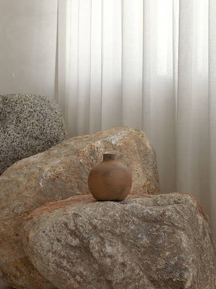 Apple Vase for wholesale by Jitana