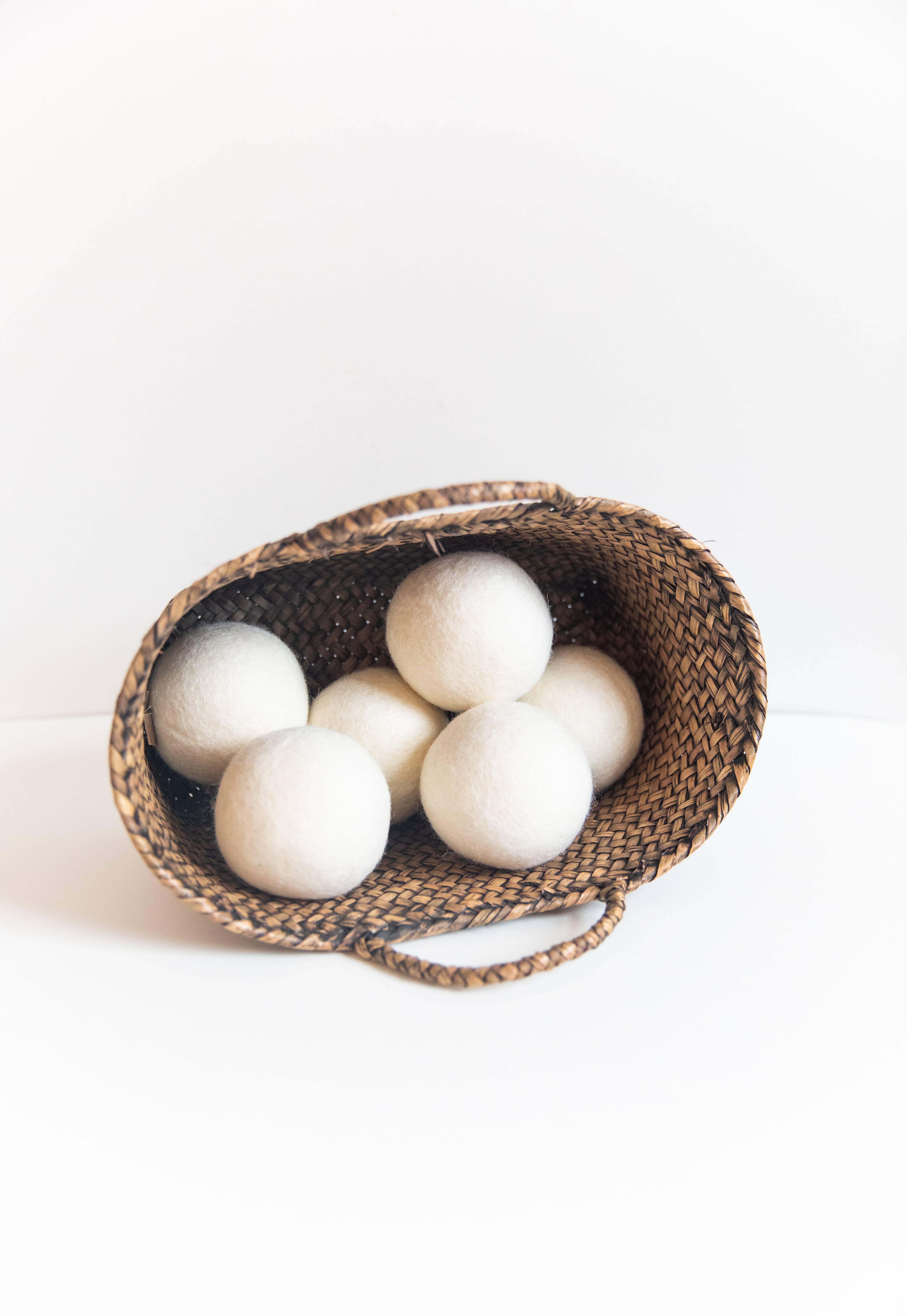 Mama Moon Boutique LLC - Vendita all'ingrosso Palla per asciugatrice - Palline per asciugatrice infeltrite a mano «Marching Penguin» sfuse 15 palline2