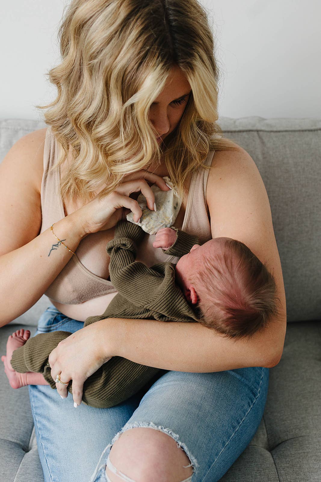 Evergreen Apothecary - Wholesale Healing Salve/Balm/Cream - Mastitis Relief Compress - Herbal Remedy8