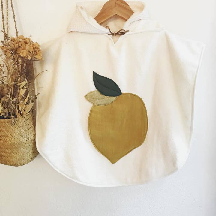 Blød badekåb med hætte til baby - LITTLE LEMON for engroshandel hos UNDEUXCROIX