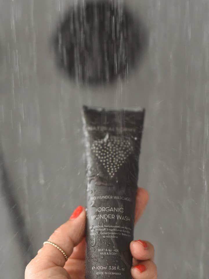 ORGANIC WONDER WASH Shampoo Duschgel für Babys/Erwachsene für den Großhandel von NATURALSOPHY