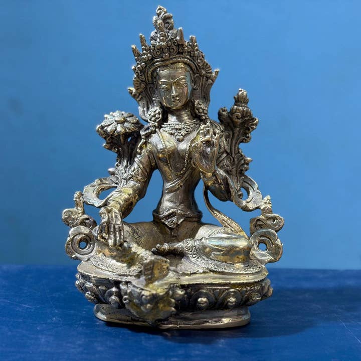 Estatua de Latón de Tara Verde Hecha a Mano | Decoración de Altar Budista Dorada, 6 Pulgadas para venta al por mayor de NadaYoga