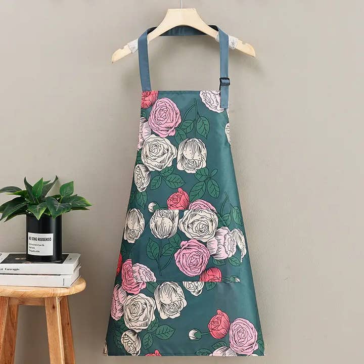 Huis Van Merken - Wholesale Apron - Chic Waterproof Apron with Adjustable Large Pocket2