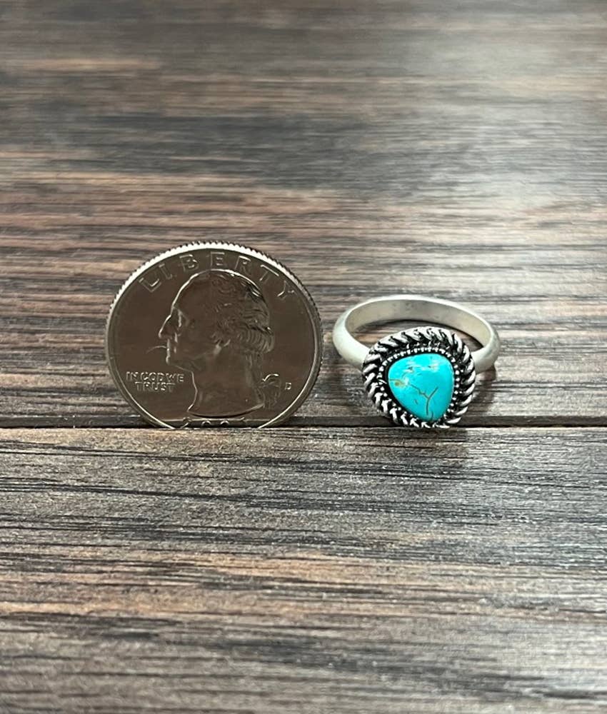 ISAC Trading Inc - Venta al por mayor Anillos grandes/de cóctel - 750416, Anillo ajustable de latón con triángulo turquesa de 7 mm2