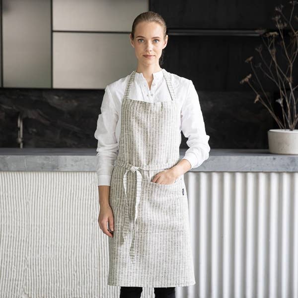 Linen Bib Apron Forest Green Brittany for wholesale by LinenMe