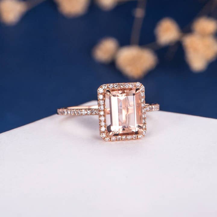 GEMPARA - Vente Bagues de fiançailles - Bague de fiançailles halo en morganite rectangulaire en or rose 14K2
