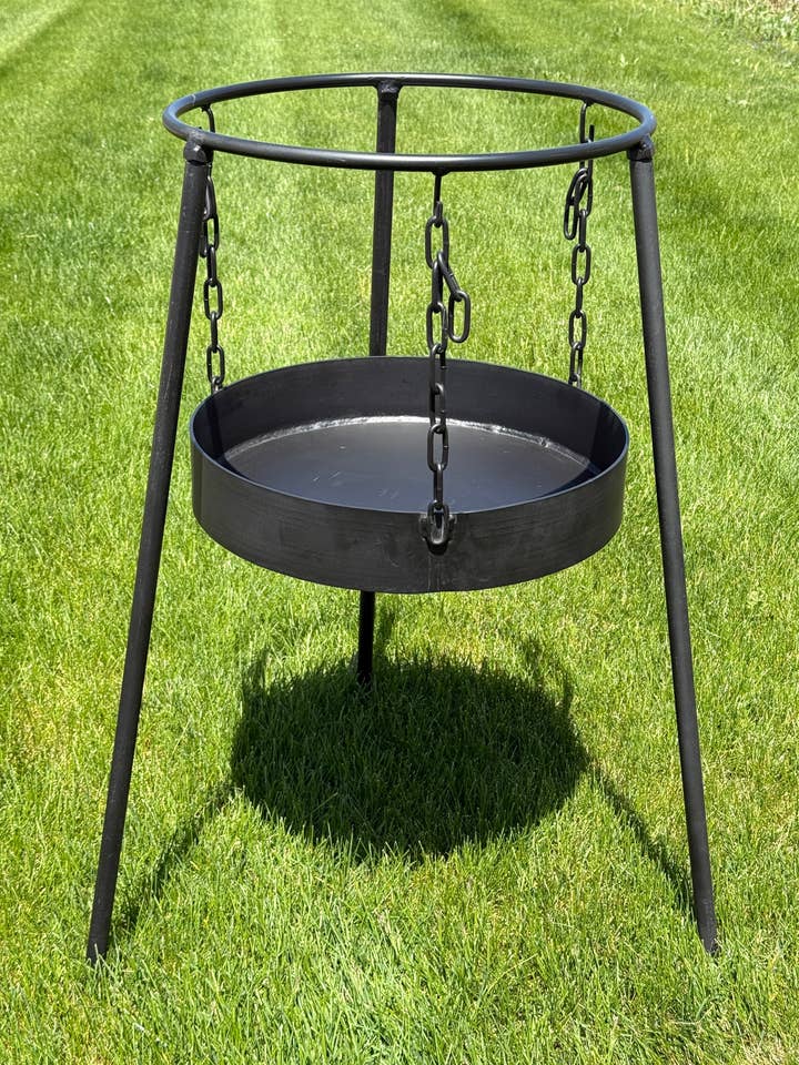 Support à bois pour Discada et Chaudron pour la vente par Timeless Steel