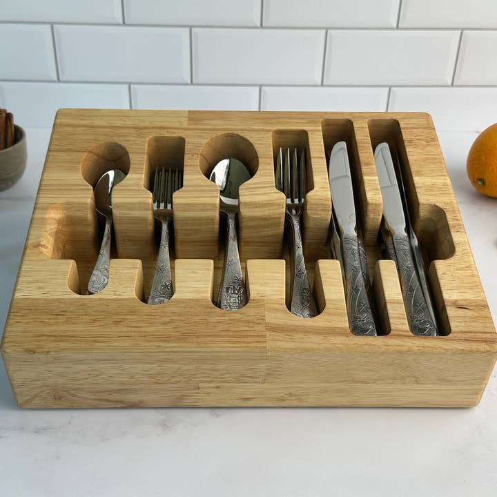 Loudblade - Wholesale Flatware Caddy - Custom Solid Hevea Wooden Flatware Drawer Organizer4