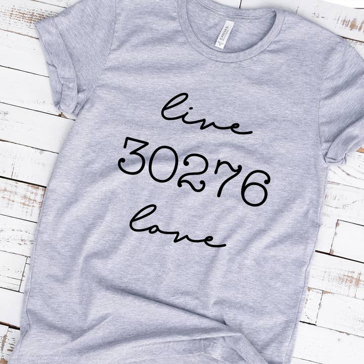 Code postal Tee personnalisé PREPACK pour la vente par Quotable Life