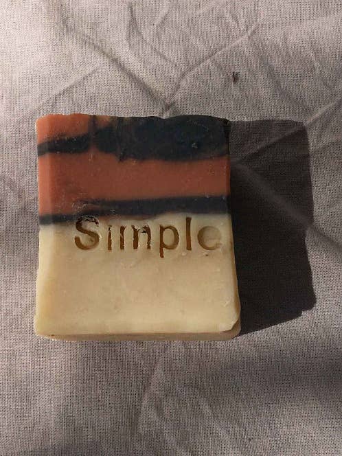 Black Lavender - Arganöl und echte Lavendelseife für den Großhandel von Simple la savonnerie