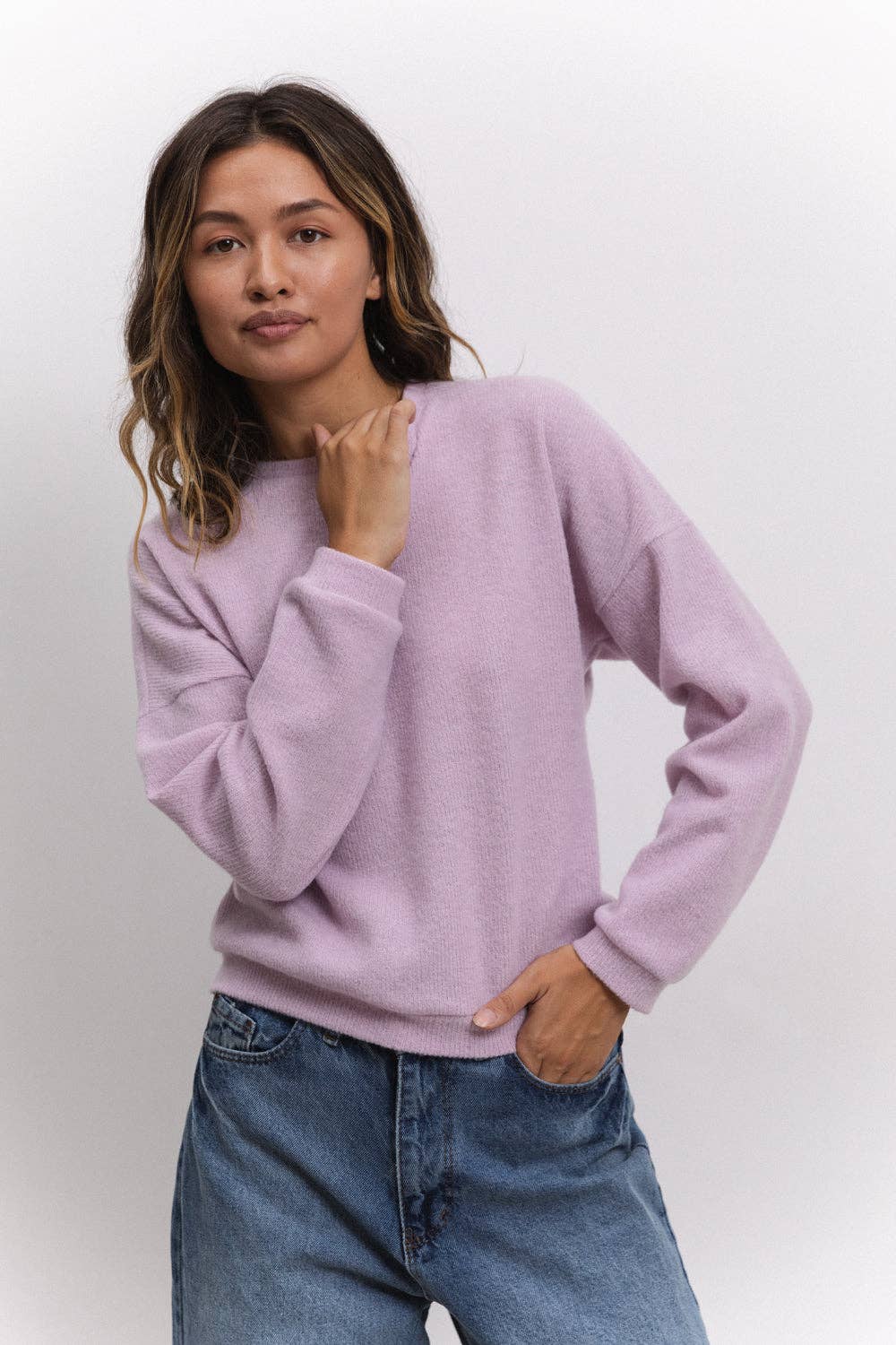 Azuri Fashion Group – Sweatshirt - Mulher por atacado – Moletom lilás em jersey macio de angorá