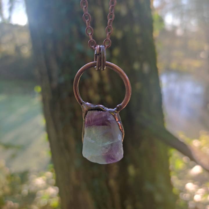 Collier Danu Fluorite for wholesale by Jardin des Druides