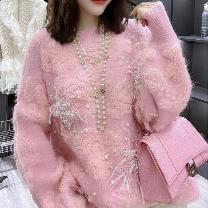 PEACH ACCESSORIES - Wholesale Knitted jumper – Women′s - Luxurious Embellished Pearl White Jumper SS1022