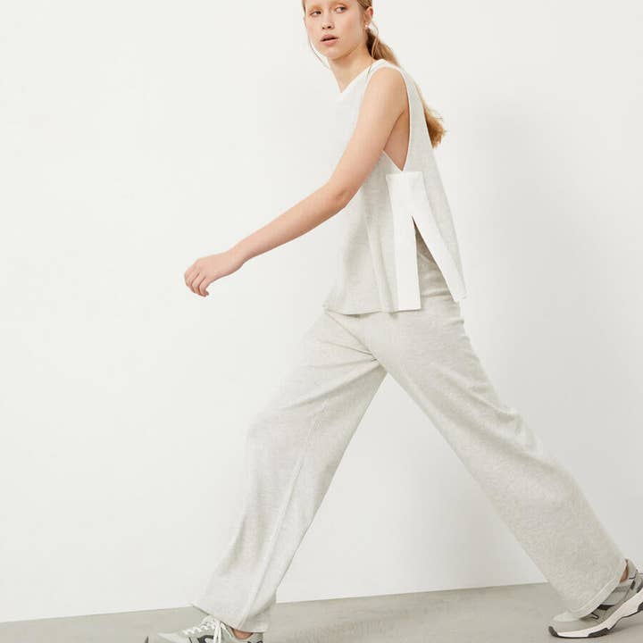 blusa de punto sin mangas de algodón con cuello redondo y corte regular para venta al por mayor de RK Boutique