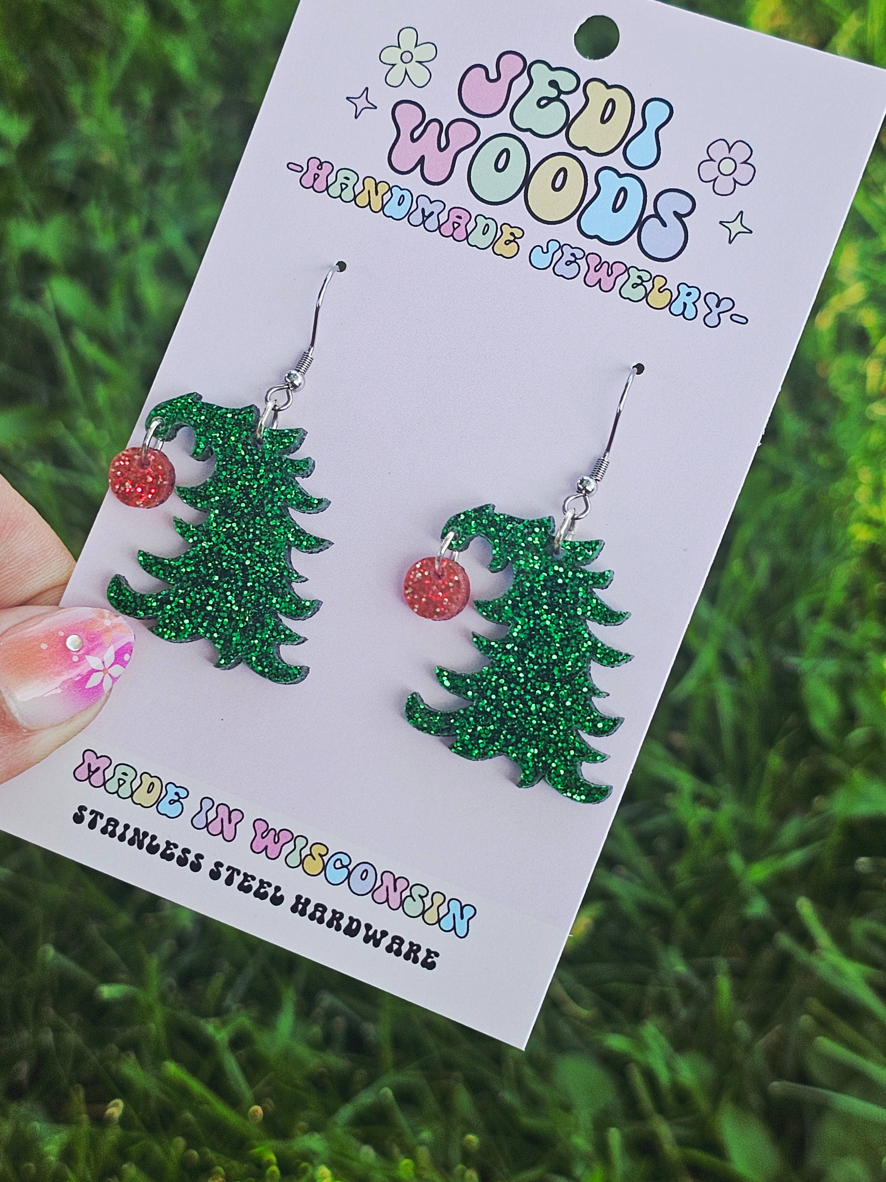 Jedi Woods LLC - Vendita all'ingrosso Orecchini pendenti - Orecchini Albero di Natale Piegato di Cindy Lou Who3