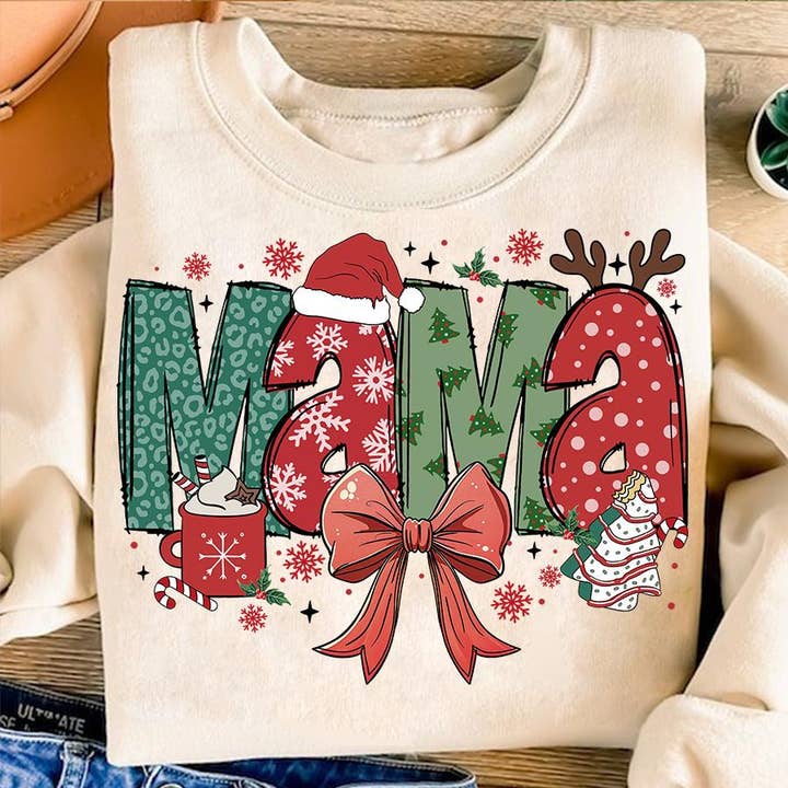 Sweat-shirt Christmas Mama, gâteau en forme de sapin de Noël et t-shirt à nœud pour la vente par NVC Ecommerce LLC