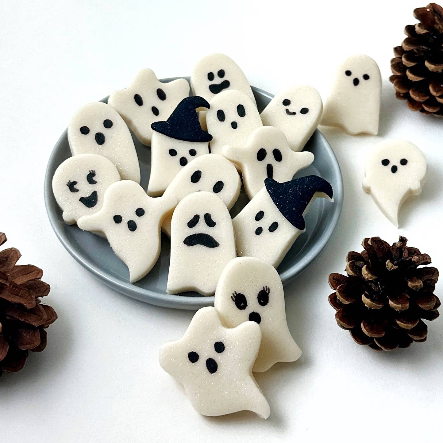 marzipops – wholesale Boiled sweets – Gourmet Marzipan Halloween Glitter Ghost Candy4