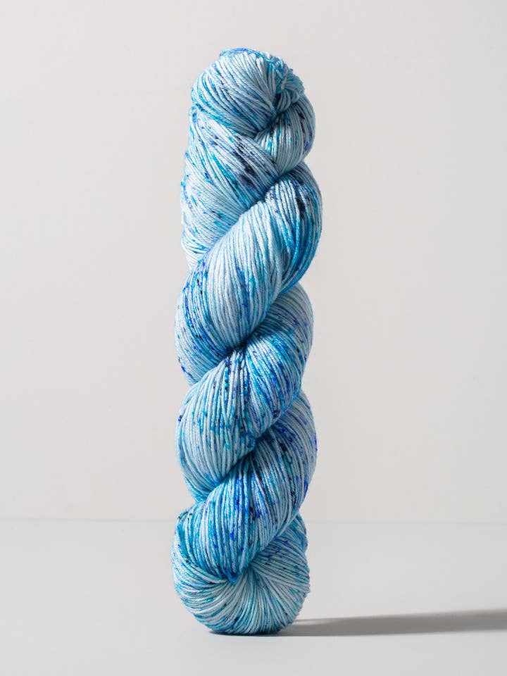 Nokta | 1210 pour la vente par Urth Yarns