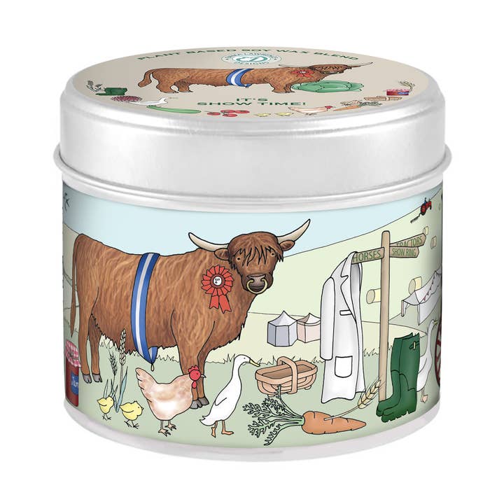 Emma Lawrence-È l'ora dello spettacolo! Candela in latta per la vendita all'ingrosso da parte di The Country Candle Co.