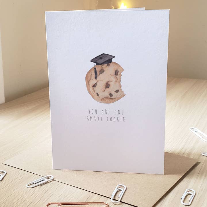 Tu es un biscuit intelligent ! - Carte de vœux pour la vente par The Curious Cactus