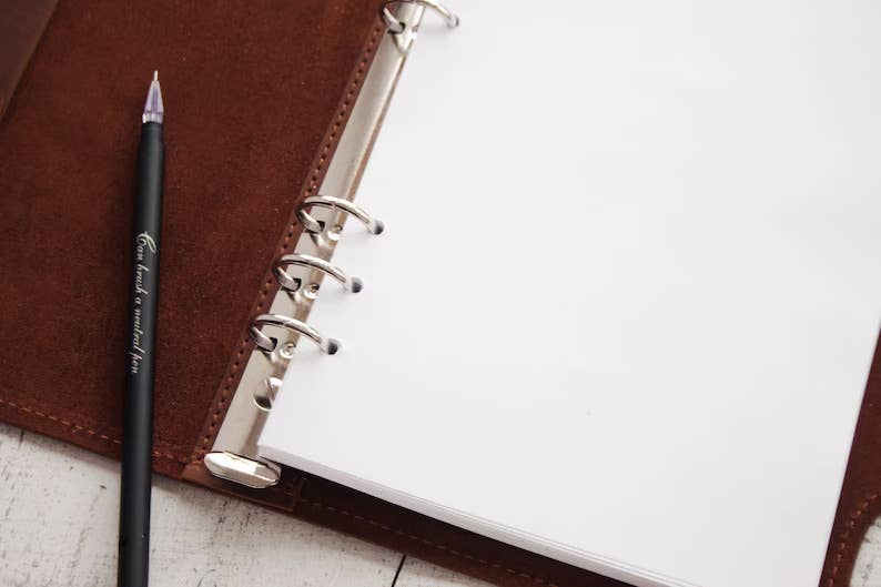 Pikore – Großhandel Ordner – Leder-Bindemittel-Bezug2