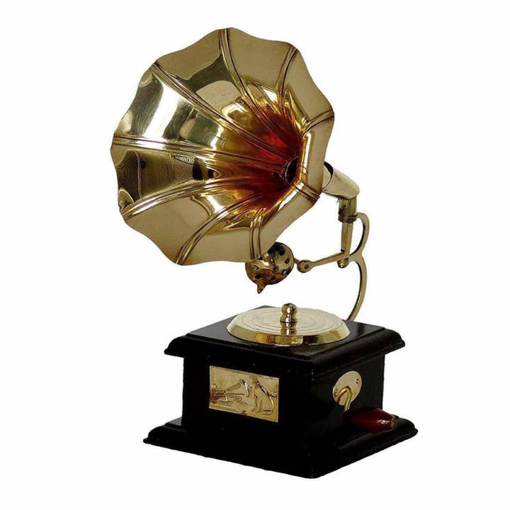 Magnifique Hearts - Wholesale Decorative Tabletop Object - Vintage Styled Gramophone, Antique, Home Décor, Handmade1