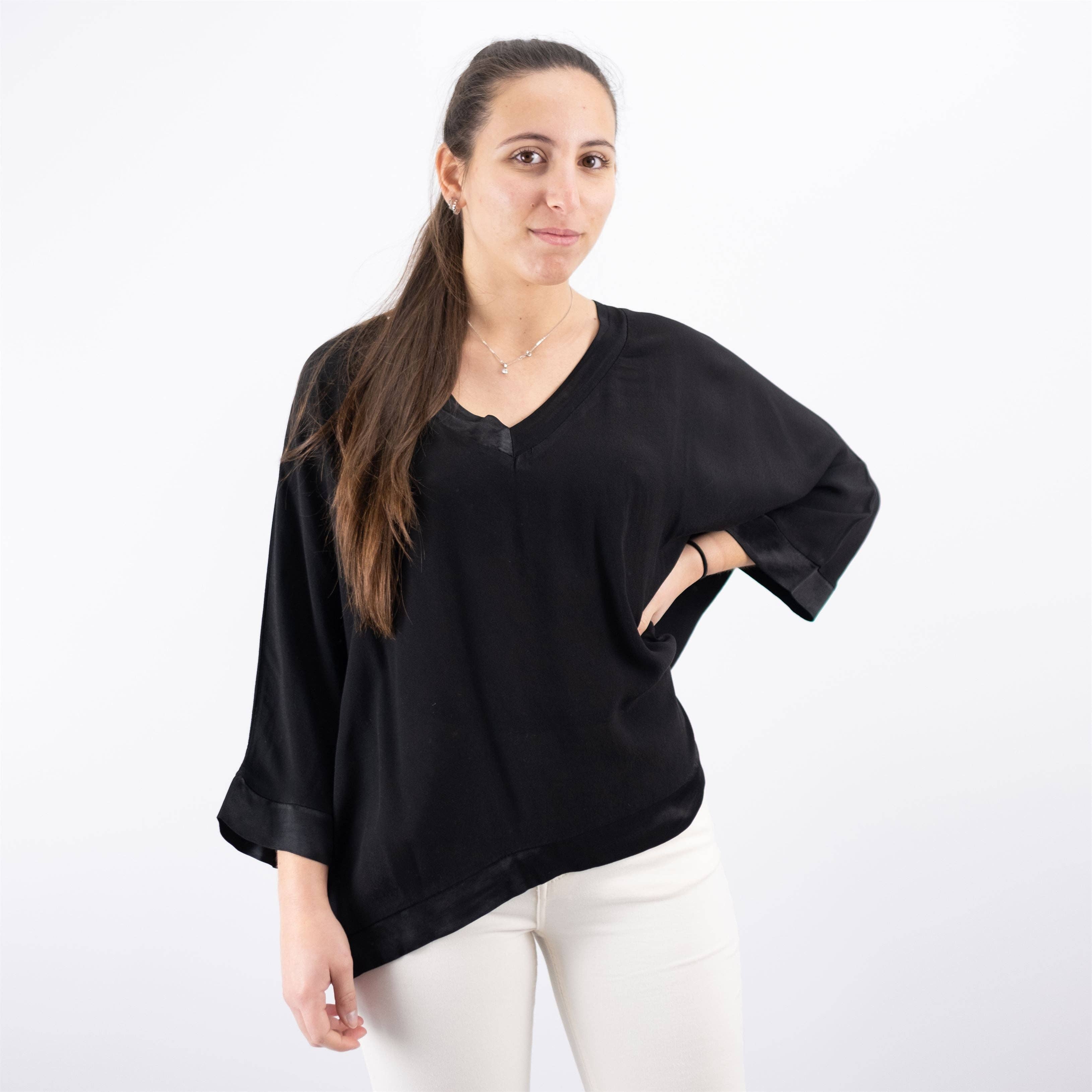 Cecile Wang - Wholesale Tunic - Women's - V-neck tunic YS217592