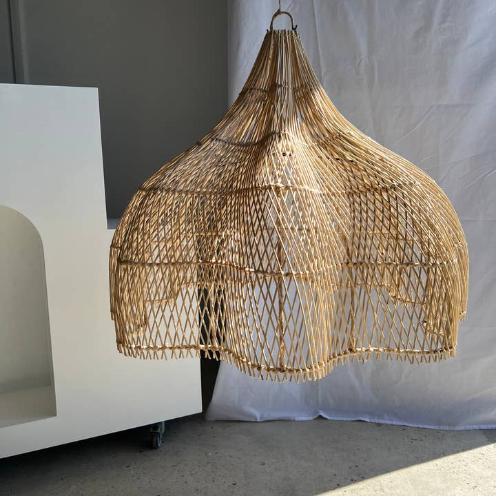 Office Objets - Wholesale Chandelier/Hanging Light - Pendant light, flower-shaped rattan fixture, tulip, corolla H:80cm D80cm38