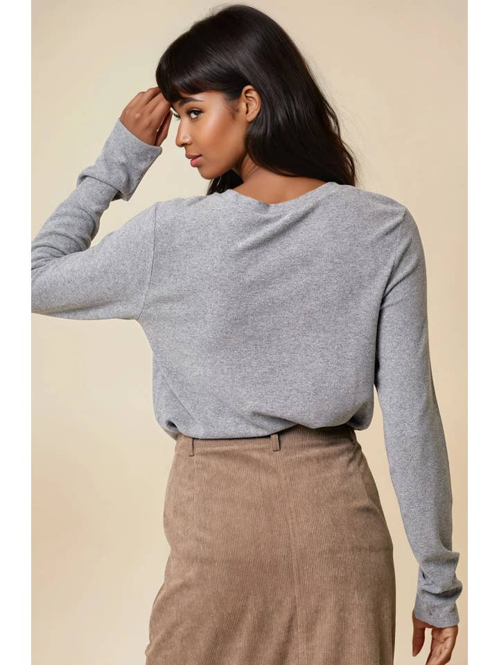 Doe and Rae - Wholesale Knit Top - Women's - ROUND NECK SOFT KNIT TOP - 43356T23