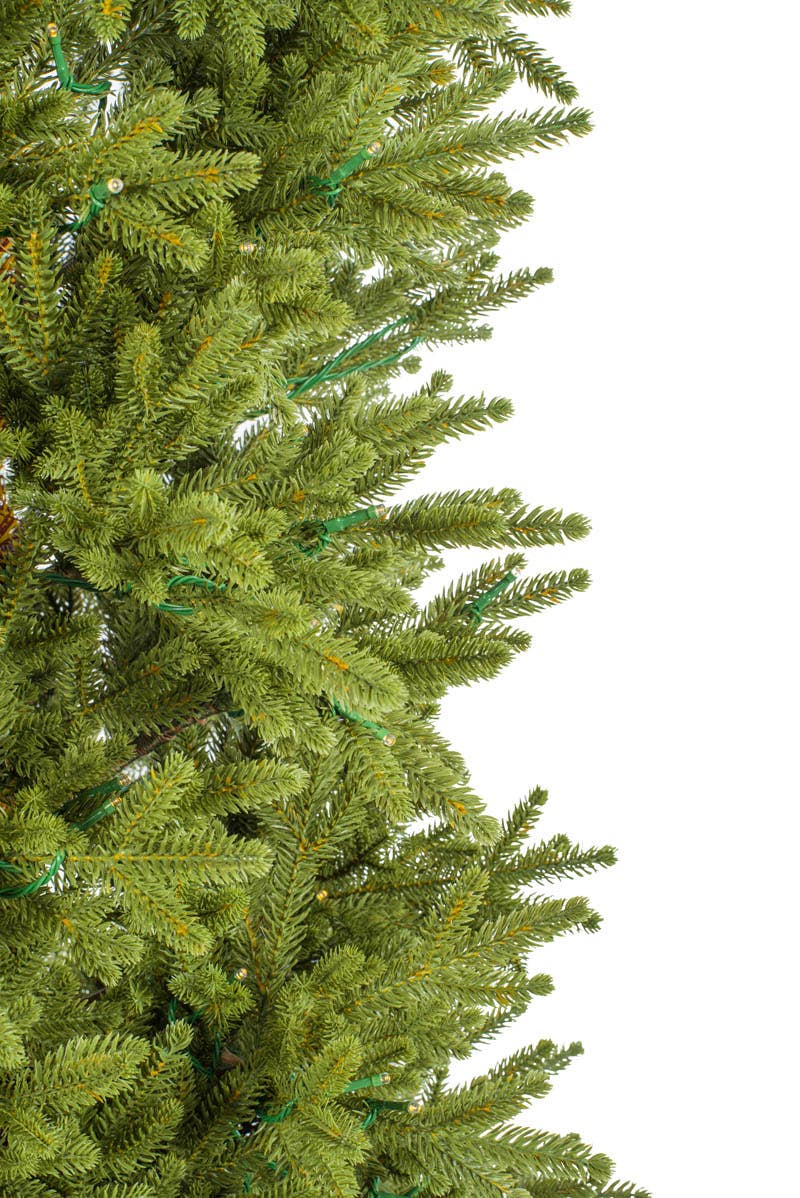 Starlight Collection – Engroshandel Kunstigt juletræ – NY-Skovgrøn LED Douglasgrantræ med metalbase1