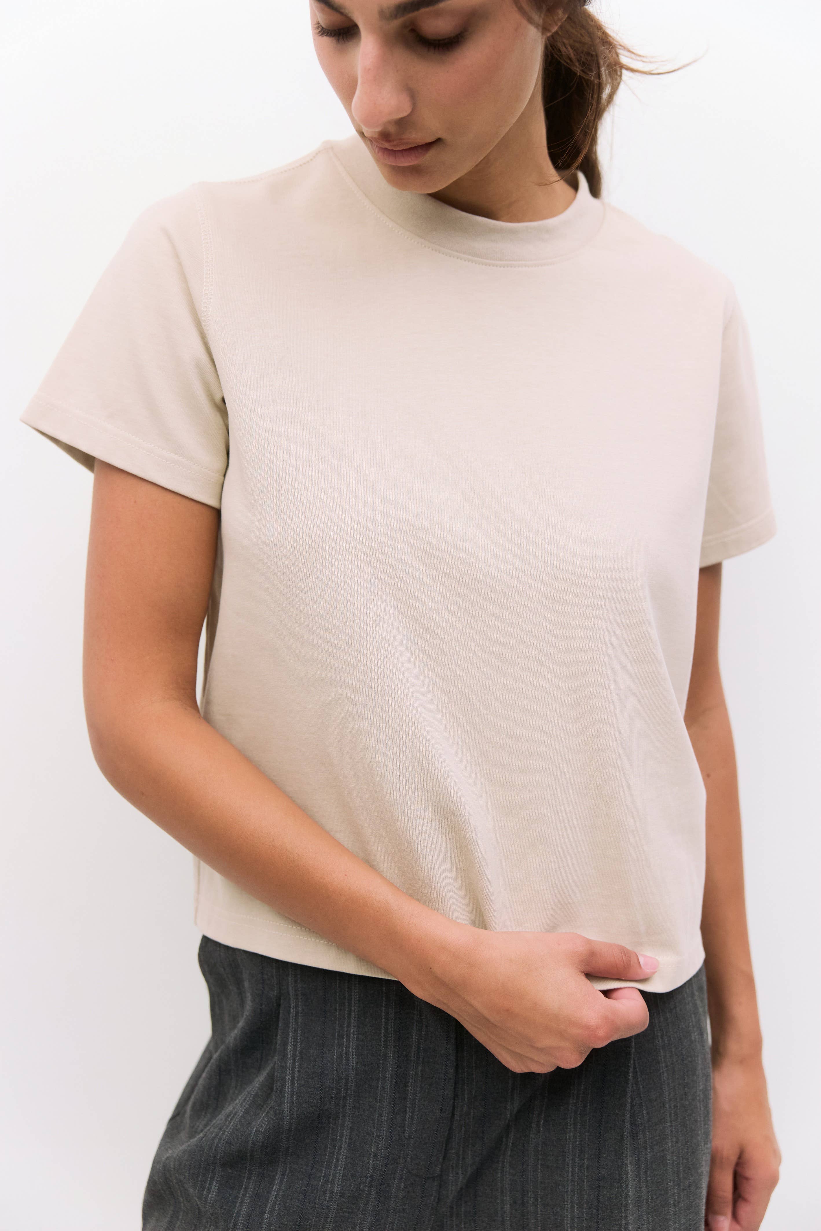 MOD REF - Wholesale T-Shirt - Women's - The Lanie Top | Women's Heavyweight Cotton T-Shirt12