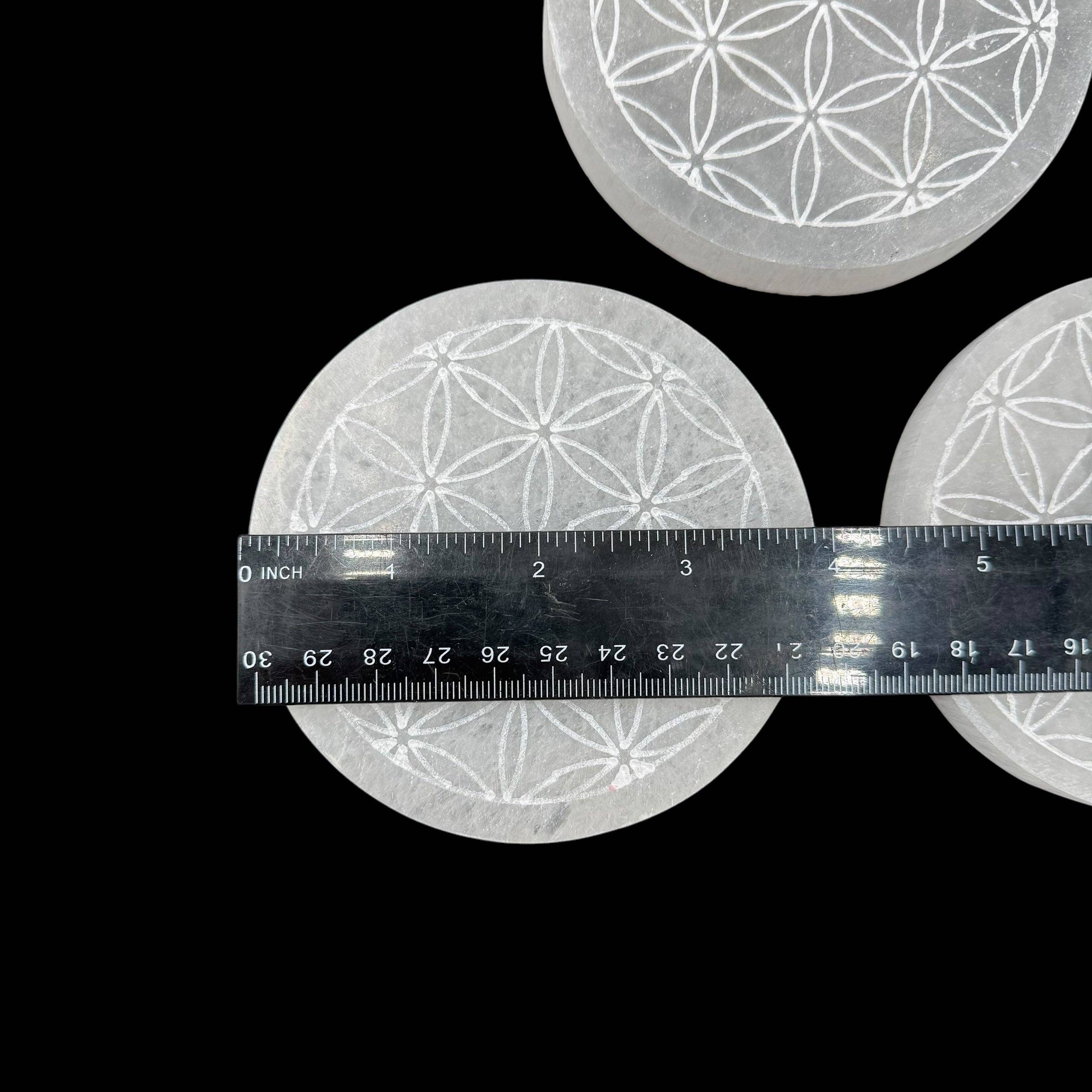 Funky Stuff - Wholesale Crystal Charging Plate - Selenite Charging Plate - Flower Of Life 4"1
