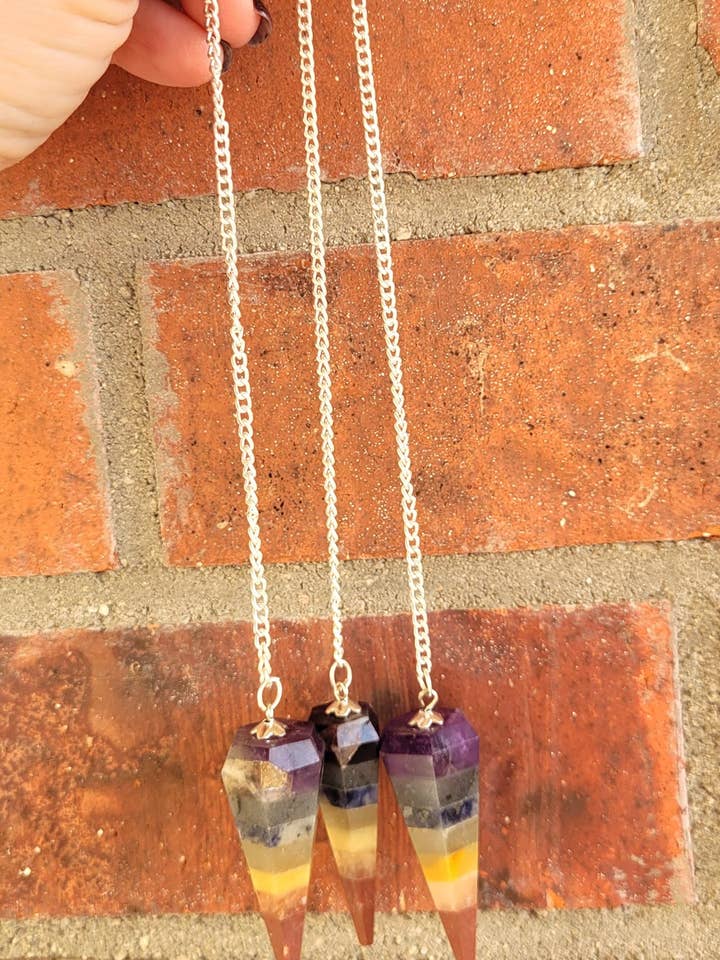 Chakra Pendulums for wholesale by ZARDENIA