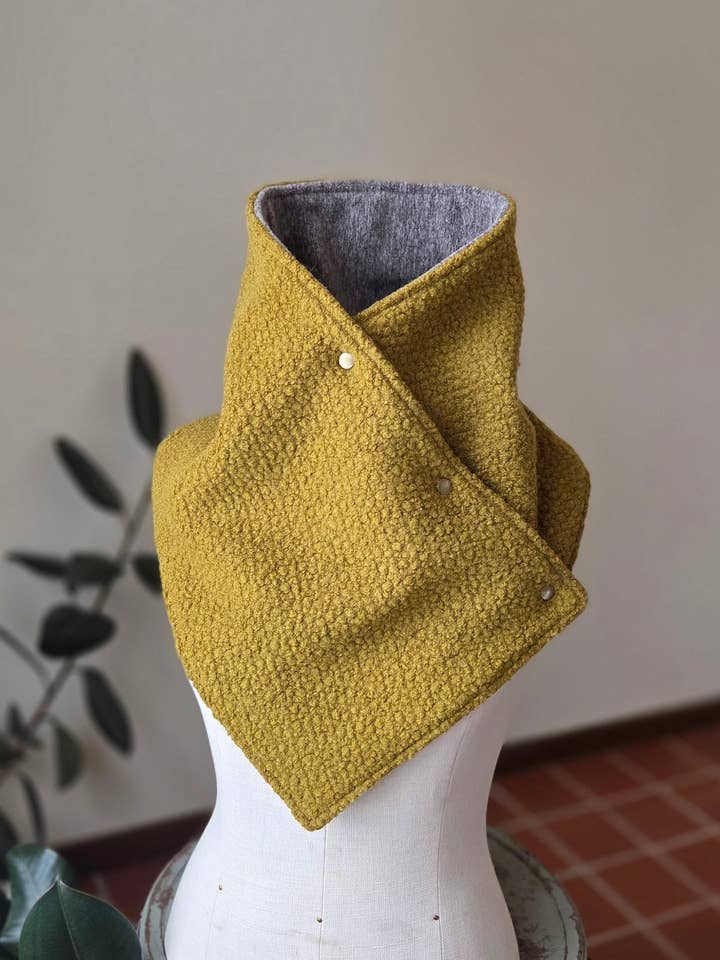 Cagoule Snap - Sherpa Chartreuse pour la vente par Grandma Skills