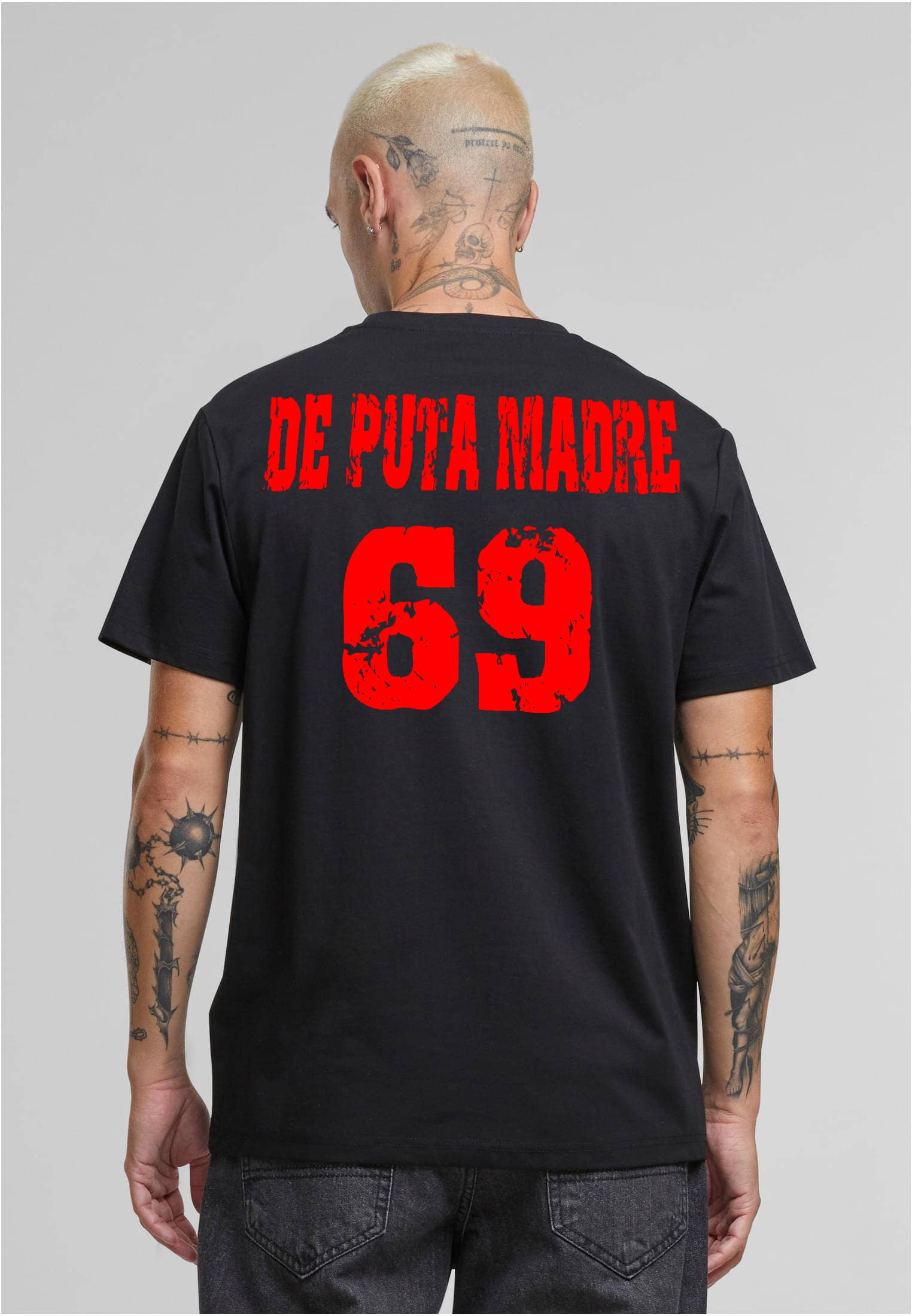 De Puta Madre 69 - Wholesale T-Shirt (Graphic) - Men's - DE PUTA MADRE 69 – Crew Neck T-Shirt (Made in Italy) Legend6