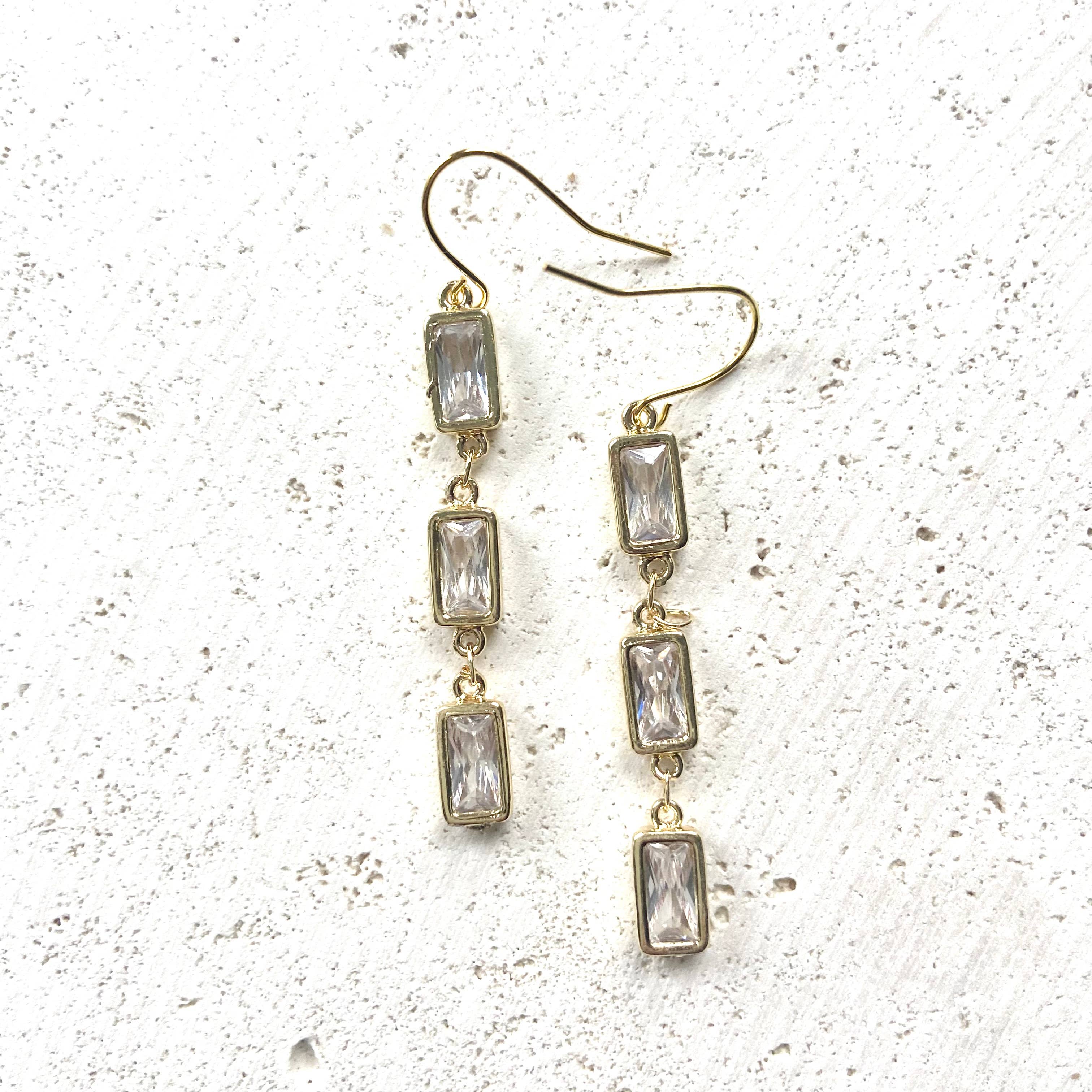 VB&CO Designs Handmade Jewelry - Wholesale Hangende/ronde oorbellen - Kristallen oorbellen, prom, bruids, quinceanera, boetieksalon0