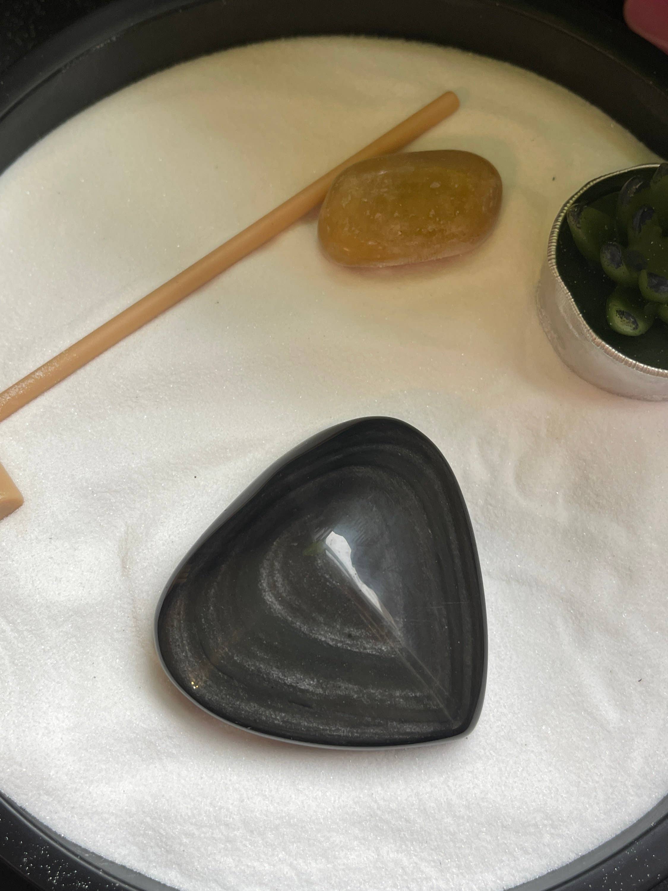 Tumbledshop - Wholesale Spiritual Stone/Crystal - Rainbow Obsidian Polished Crystal Heart Triangle Shaped Ston7