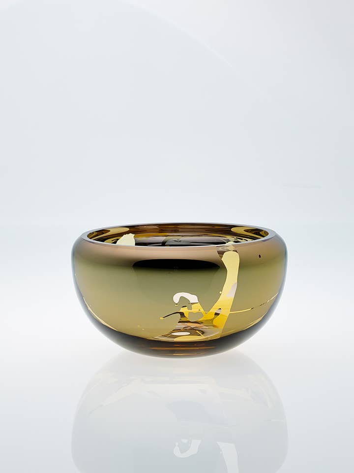 Bol décoratif en verre DECO, ambre éclaboussé pour la vente par Angel Glass Design SIA