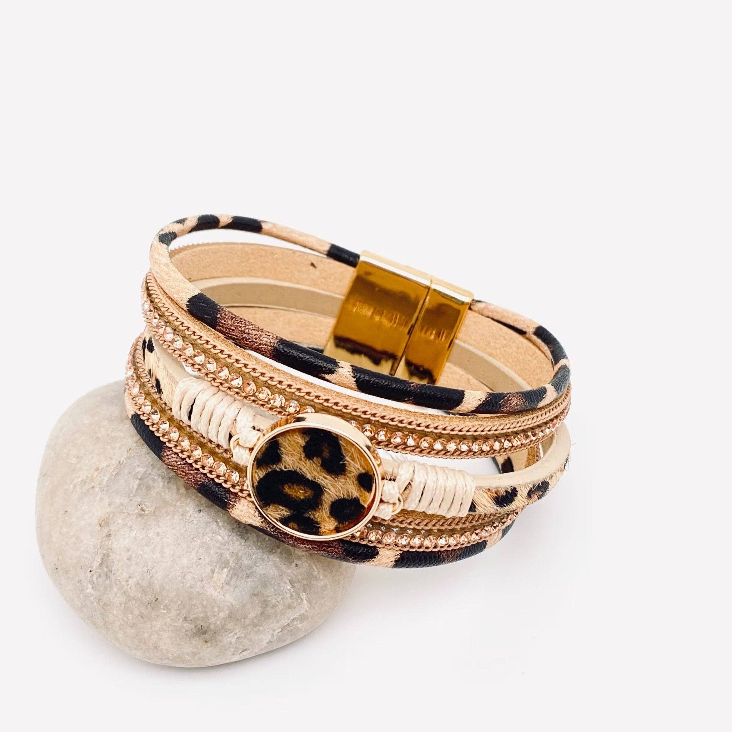 Mio Queena – wholesale Manschettarmband – Bohemiskt flerskikts leopard magnetiskt spännearmband - LB1
