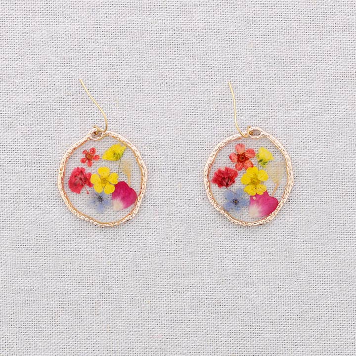 Sonata - Wholesale Snap Jewelry - Hanging Steel Earrings with Dried Flowers